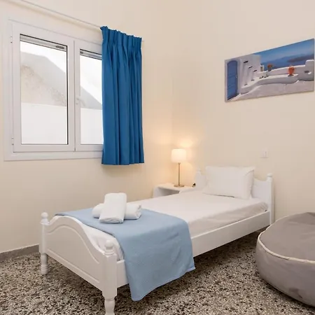 Spacious On The Beachfront Melíssion