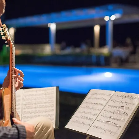 Spacious On The Beachfront Σπίτι διακοπών *