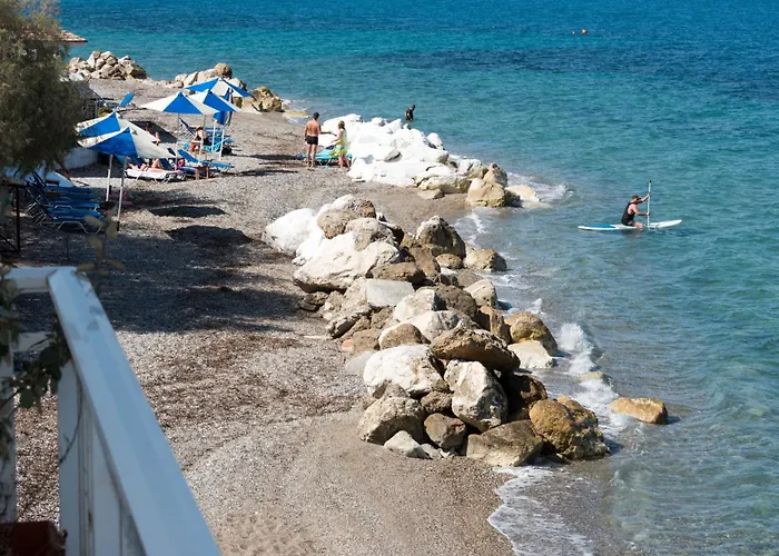 Spacious On The Beachfront Vakantiehuis *