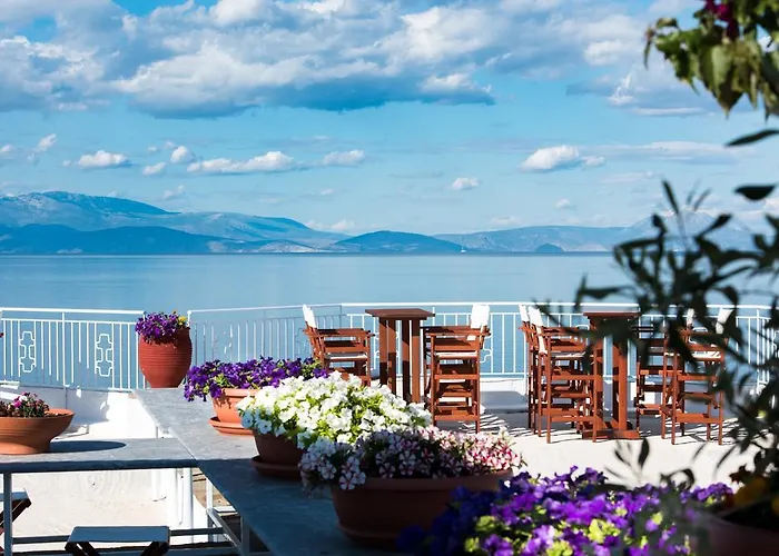 Spacious On The Beachfront Vakantiehuis Melíssion